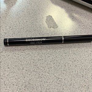 Dior show art pen